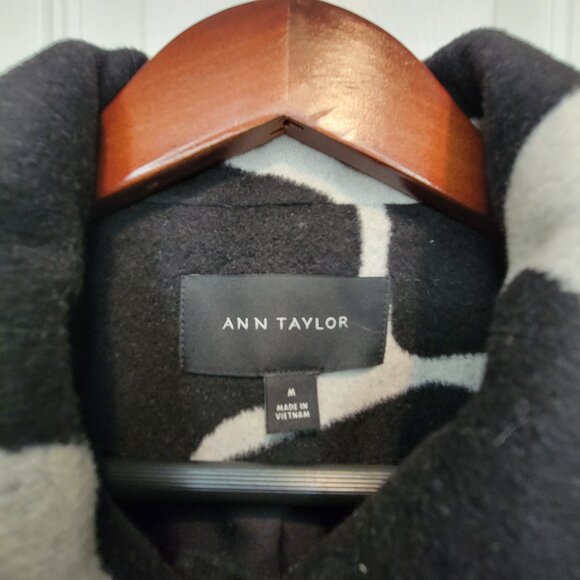 ANN TAYLOR Wool Blend Giraffe Print Mac Coat - Picture 6 of 14